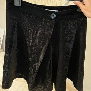 CLOSING SALE! Zara Black Shorts